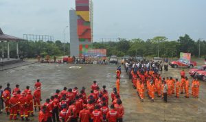 Diguyur Hujan, TNTN Tetap Ikuti Apel Siaga Darurat Penanggulangan Bencana Karhutla Kab. Pelalawan