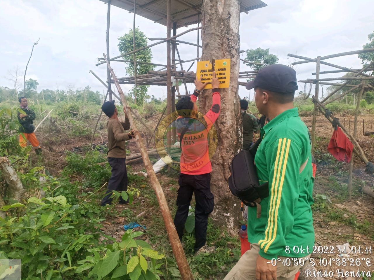 PATROLI KAWASAN, TIM PIKET PENJAGAAN ROBOHKAN PONDOK PERAMBAH