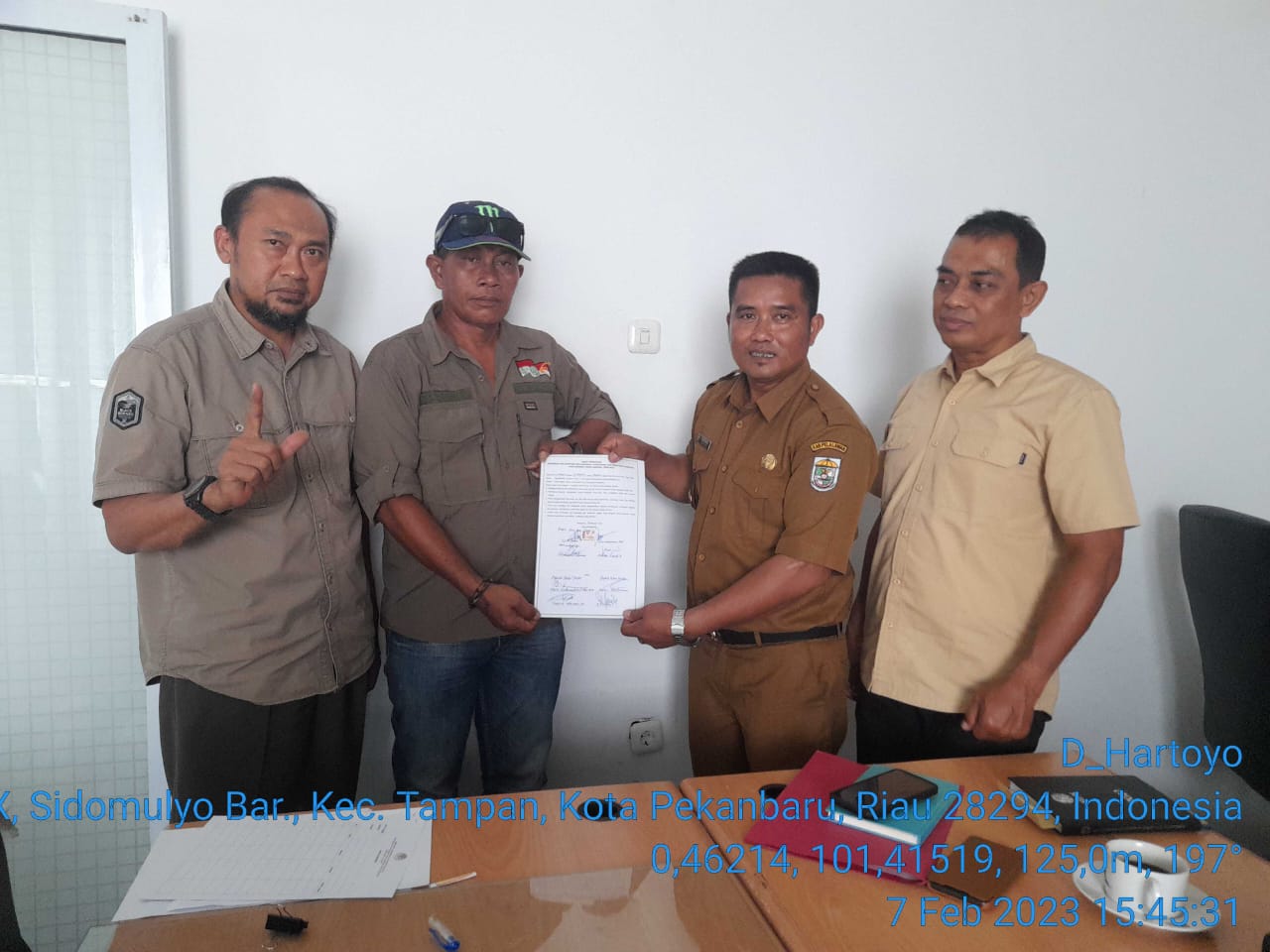 DUKUNGAN DAN KOMITMEN MASYARAKAT BAGAN LIMAU UNTUK PERLINDUNGAN DAN PELESTARIAN TN TESSO NILO
