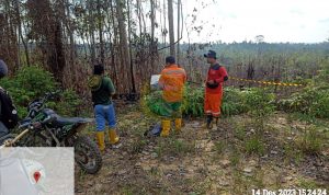 PANTAU BEKAS KARHUTLA DI SPTN II BASERAH, TIM MONITORING BERI PERINGATAN MASYARAKAT DALAM KAWASAN