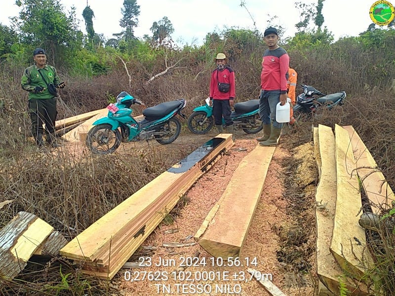 Patroli Pencegahan Kebakaran Hutan SPTN I LKB Berhasil Ungkap Kegiatan Illegal Logging