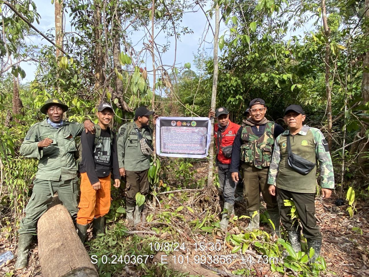 Patroli Penjagaan Hutan dan Pencegahan Kebakaran di Taman Nasional Tesso Nilo